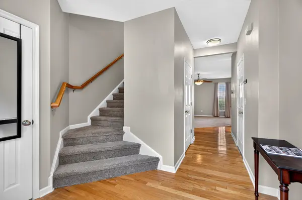 7277 Charlotte Pike #214, Nashville, TN 37209