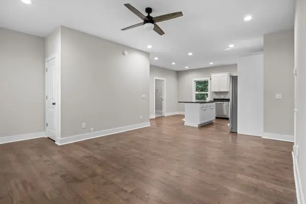 537 Lewis Ln, Charlotte, TN 37036