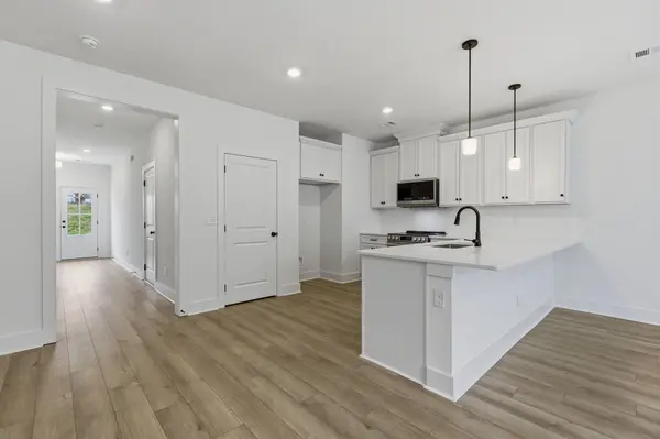 6054 Mill Tree Ct, Nashville, TN 37221