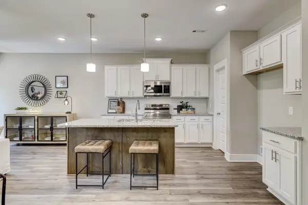 1222 Hayloft Pl, Gallatin, TN 37066