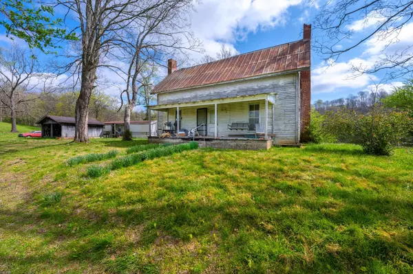 2882 Yokley Rd, Lynnville, TN 38472