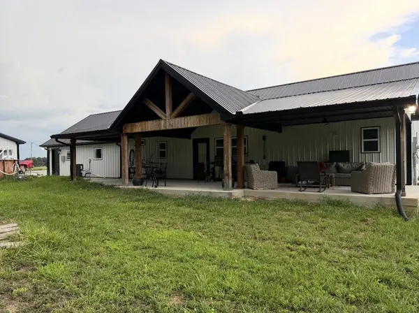 7011 N Pitt Rd, Springfield, TN 37172
