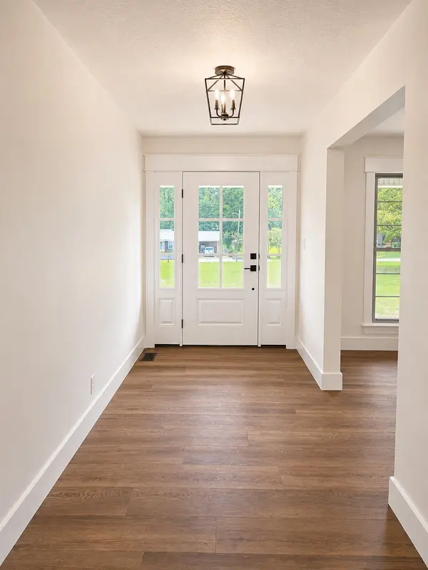 60 Smith Rd, Paris, TN 38242
