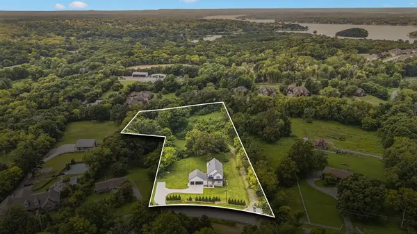 337 Vanderbilt Rd, Mount Juliet, TN 37122