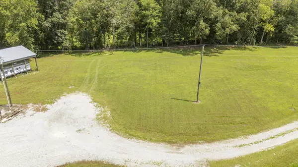 360 Jett Dr, Clifton, TN 38425