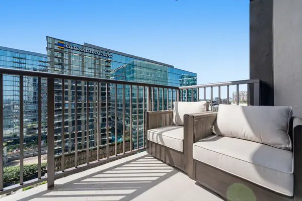 1212 Demonbreun St #1506, Nashville, TN 37203