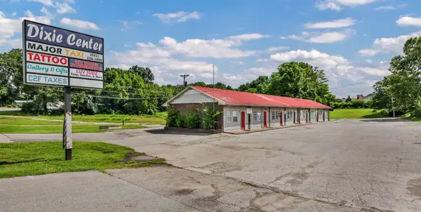 3025 Fort Campbell Blvd, Clarksville, TN 37042