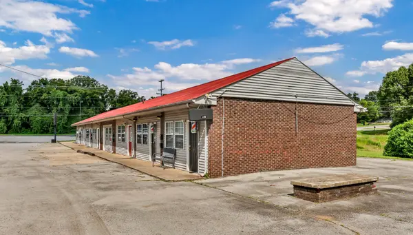 3025 Fort Campbell Blvd, Clarksville, TN 37042