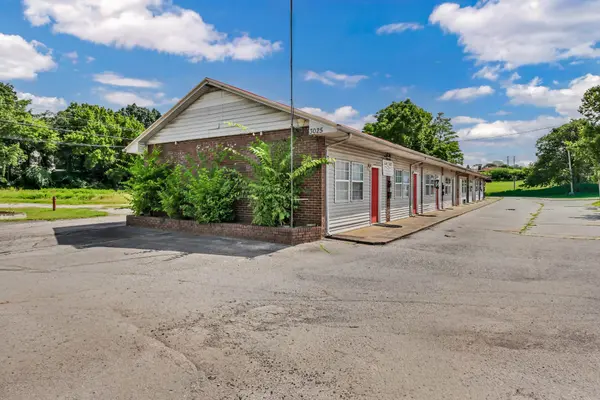 3025 Fort Campbell Blvd, Clarksville, TN 37042