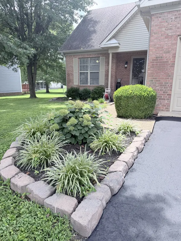 515 Ashbury Cir, Hopkinsville, KY 42240