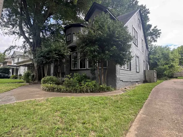 1609 EASTMORELAND AVE, Memphis, TN 38104