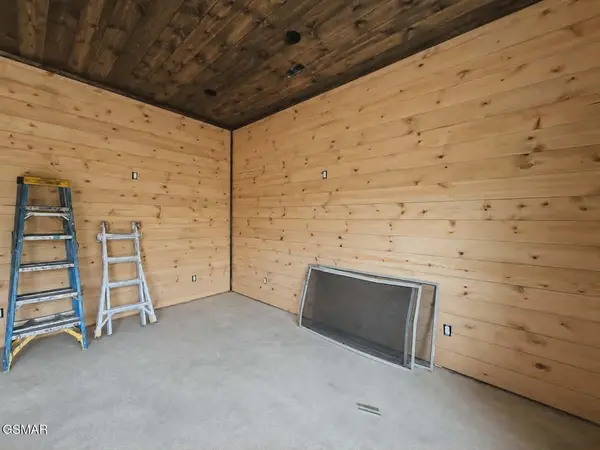 2945 Tipi Way, Pigeon Forge, TN 37863
