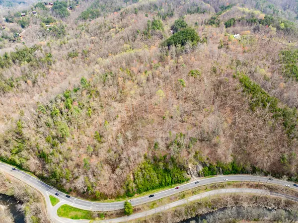 4274 S King Branch Road, Sevierville, TN 37876