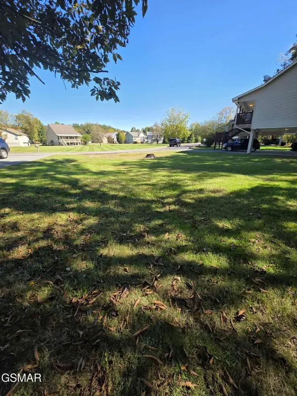 23 Slippery Rock Circle, Pigeon Forge, TN 37863