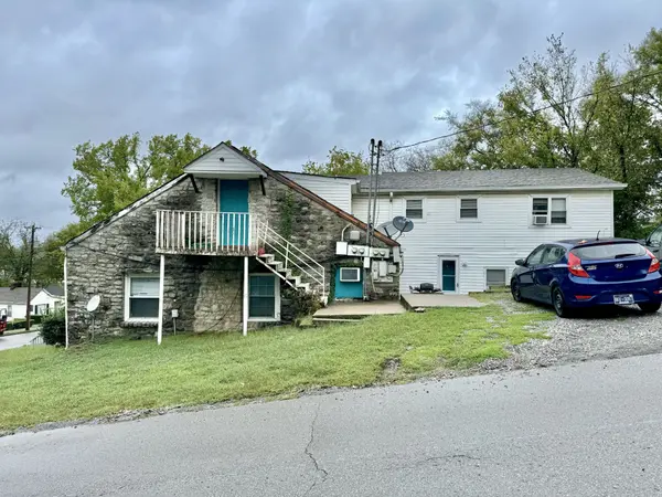300 37th Ave #N, Nashville, TN 37209
