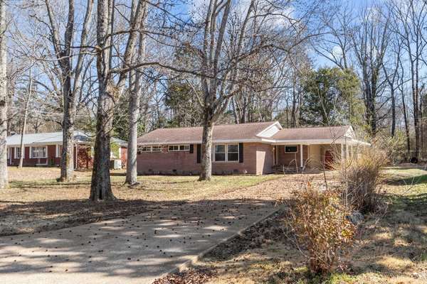 170 Westview St, Camden, TN 38320