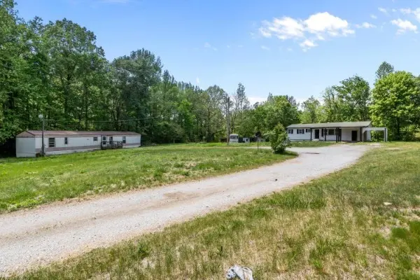 305 Old Bruceton Rd, Bruceton, TN 38317