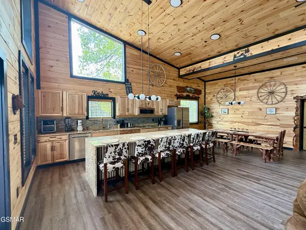 725 Timberlake Circle, Sevierville, TN 37876