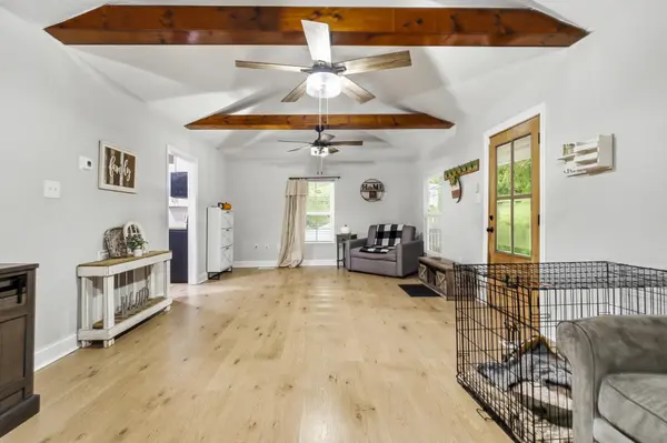 4712 Strawberry Plains Pike, Knoxville, TN 37914