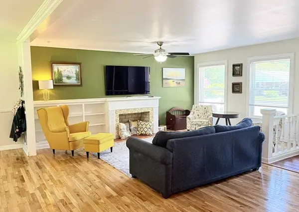 504 Franklin Dr, Paris, TN 38242