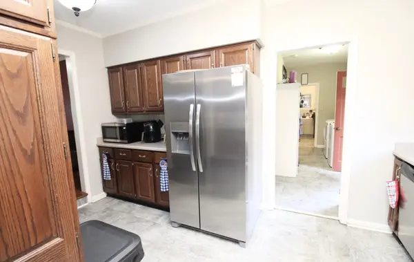 55 Hillcrest Dr, Lexington, TN 38351