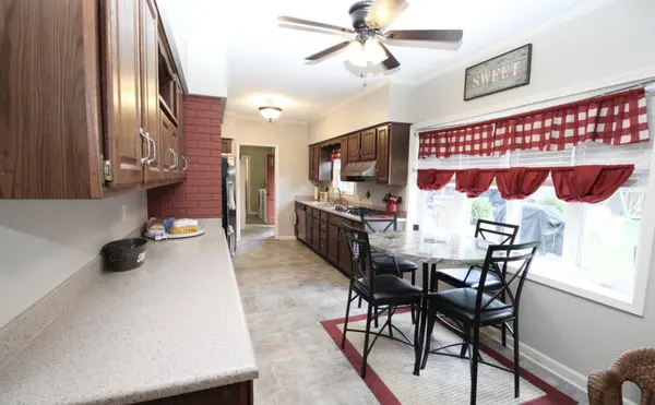 55 Hillcrest Dr, Lexington, TN 38351