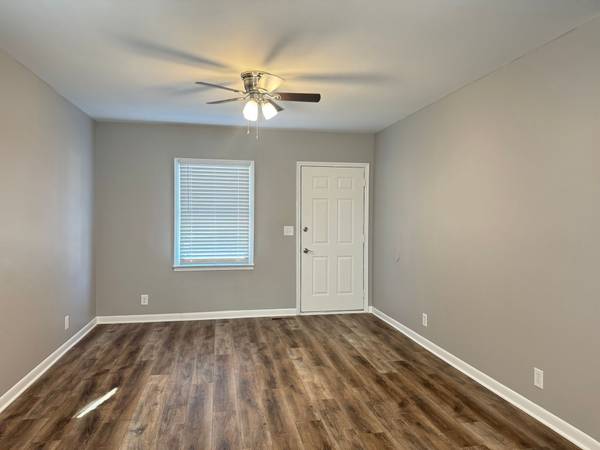 2251 Seven Mile Ferry Rd #4, Clarksville, TN 37040