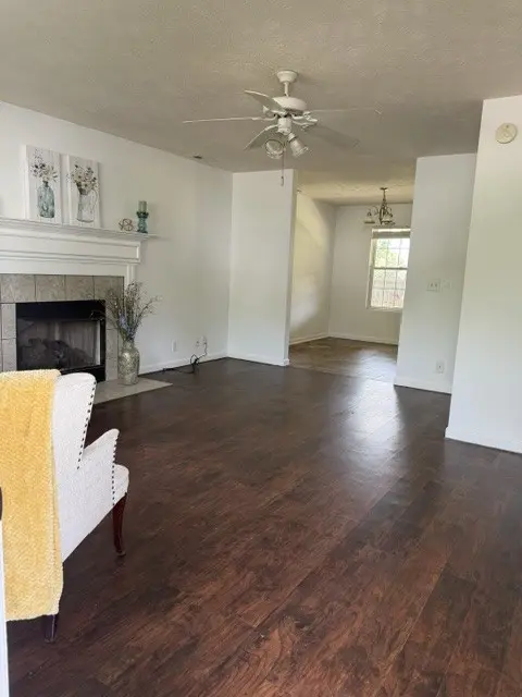 3831 Precious Ave, Murfreesboro, TN 37128