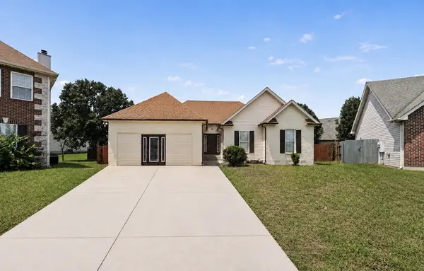 2320 S Grafton Ct, Nashville, TN 37217