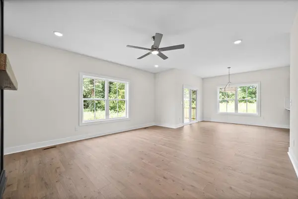 3028 Timberdale Dr, Clarksville, TN 37042