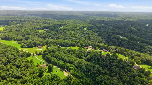 1060 Thornberry Trce, Goodlettsville, TN 37072