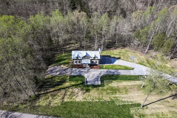 7454 Sugar Camp Hollow Rd, Fairview, TN 37062