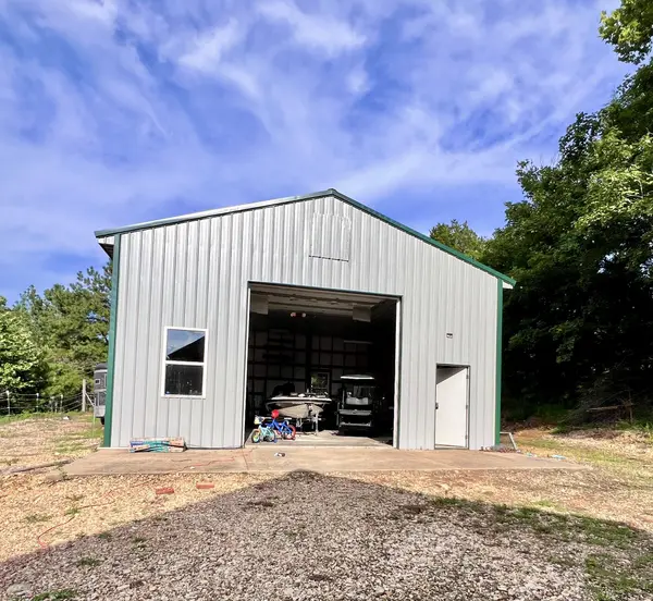 111 Gus Wallace Rd, Bumpus Mills, TN 37028