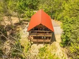 113 Little Round Top Ln., Sevierville, TN 37876