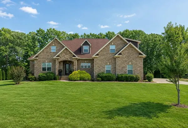 1067 Caballo Trl, Gallatin, TN 37066