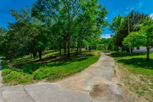 8840 Igou Gap Road, Chattanooga, TN 37421