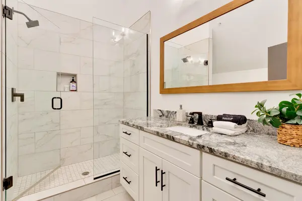 406 High Street, Chattanooga, TN 37403
