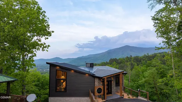 3201 Grouse Ridge Lane, Sevierville, TN 37862