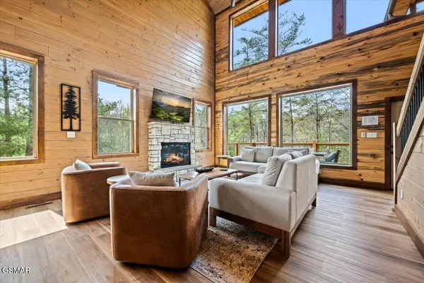 2009 Smoky Cove Road, Sevierville, TN 37876