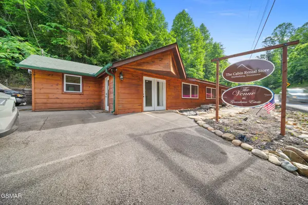 465 Glades Road, Gatlinburg, TN 37738