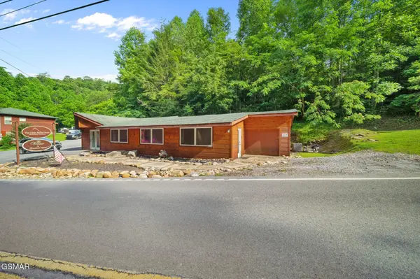 465 Glades Road, Gatlinburg, TN 37738