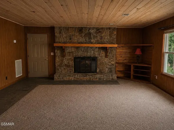 505 Crest Road, Gatlinburg, TN 37738