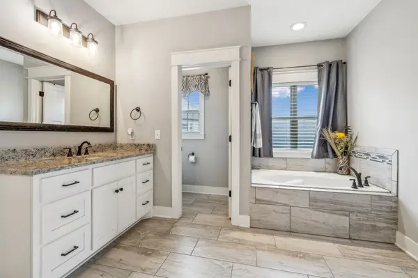 626 Reichert Ct, Murfreesboro, TN 37130