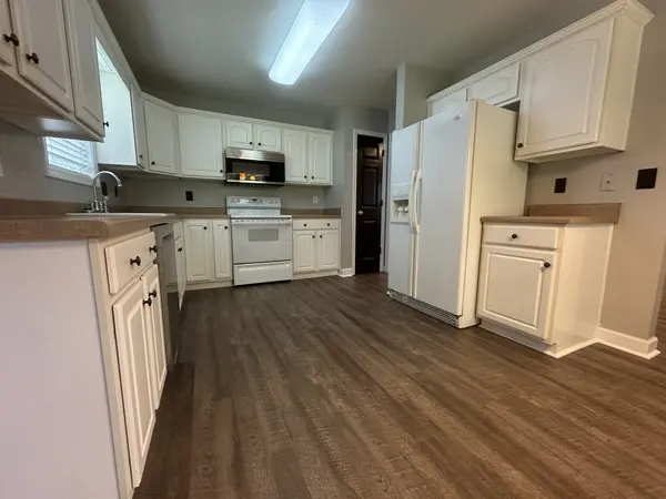 109 Lakeside Ct, Hermitage, TN 37076