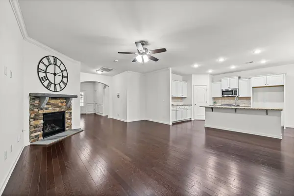 5817 Napa Valley Dr, Smyrna, TN 37167