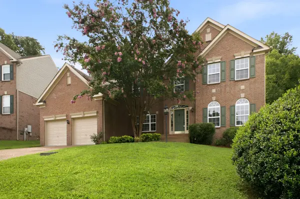 809 Holt Grove Ct, Nashville, TN 37211