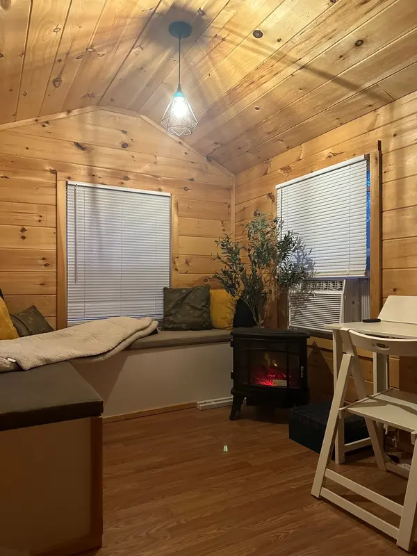 2205 Pine Ridge Ln, Adamsville, TN 38310