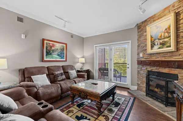 215 Woliss #201, Gatlinburg, TN 37738