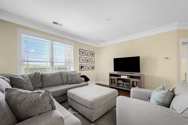 3102 West End Circle #401, Nashville, TN 37203