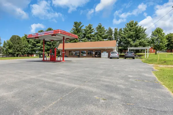 345 Huffman Rd, Normandy, TN 37360